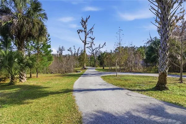 $1,150,000 | 19040 Northwest 88th Avenue Road, Reddick, FL 32686