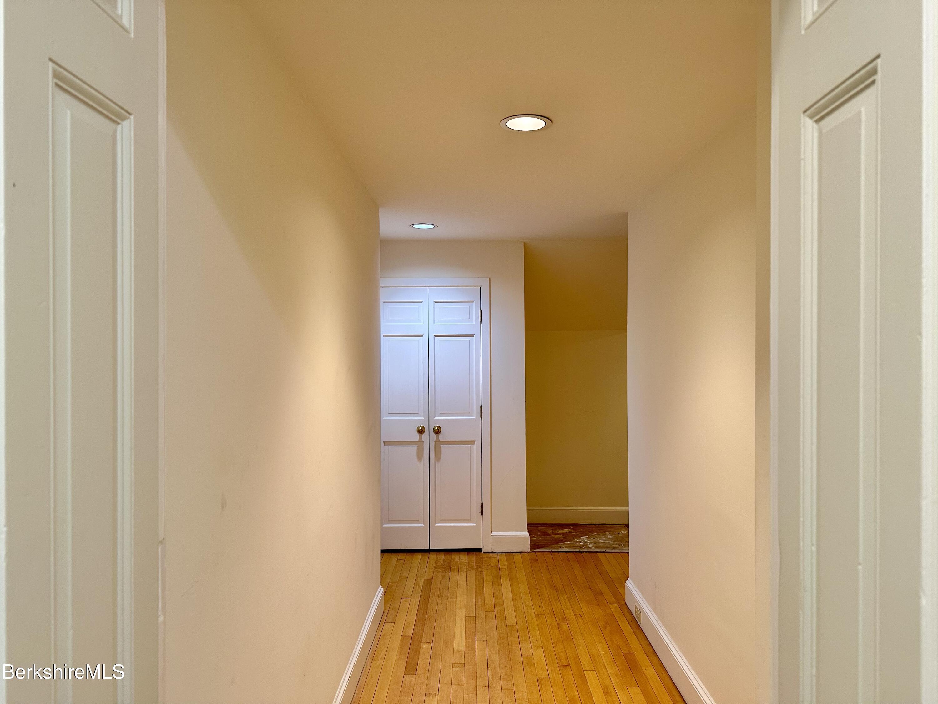 200 Old Stockbridge Road, Unit V4 Lenox, MA 01240 - Photo 16 of 35 FIRST FLOOR HALLWAY