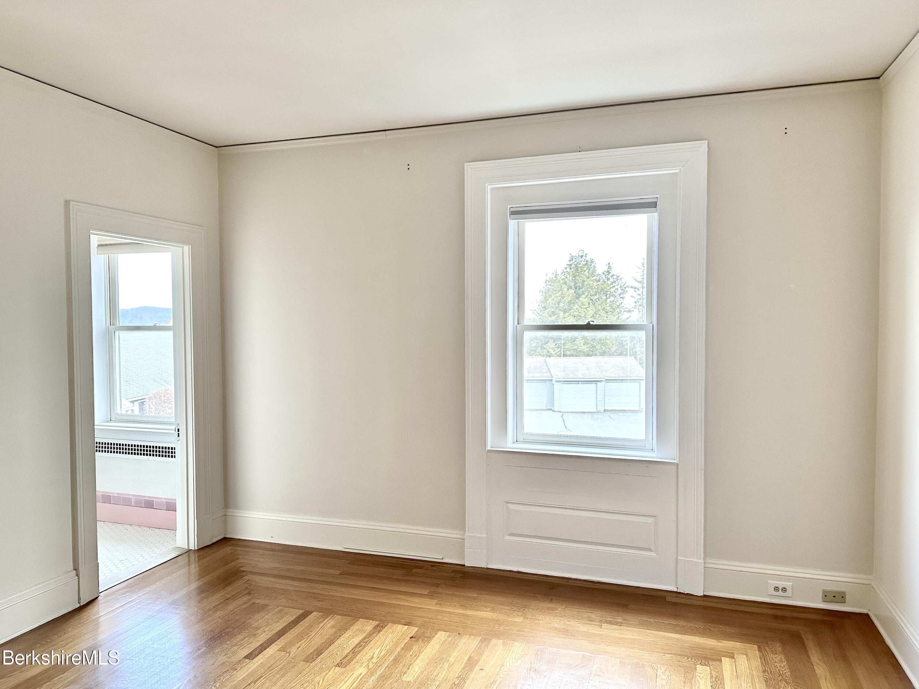 200 Old Stockbridge Road, Unit V4 Lenox, MA 01240 - Photo 26 of 35 IMG_0504