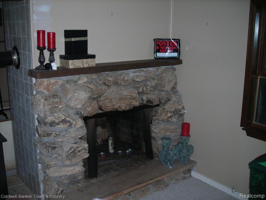 9349 Wiggins Road Howell, MI 48855 - Photo 25 of 31 DSCN2139.jpg