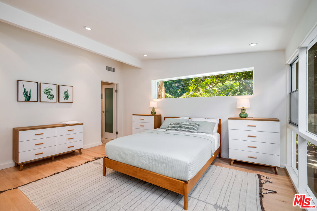 3600 Mandeville Canyon Road Los Angeles, CA 90049 - Photo 15 of 34