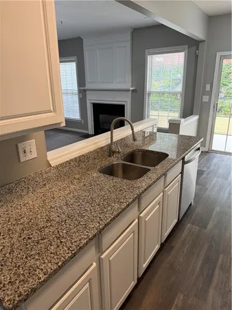 $2,400 | 2815 Ashleigh Lane, Alpharetta, GA 30004