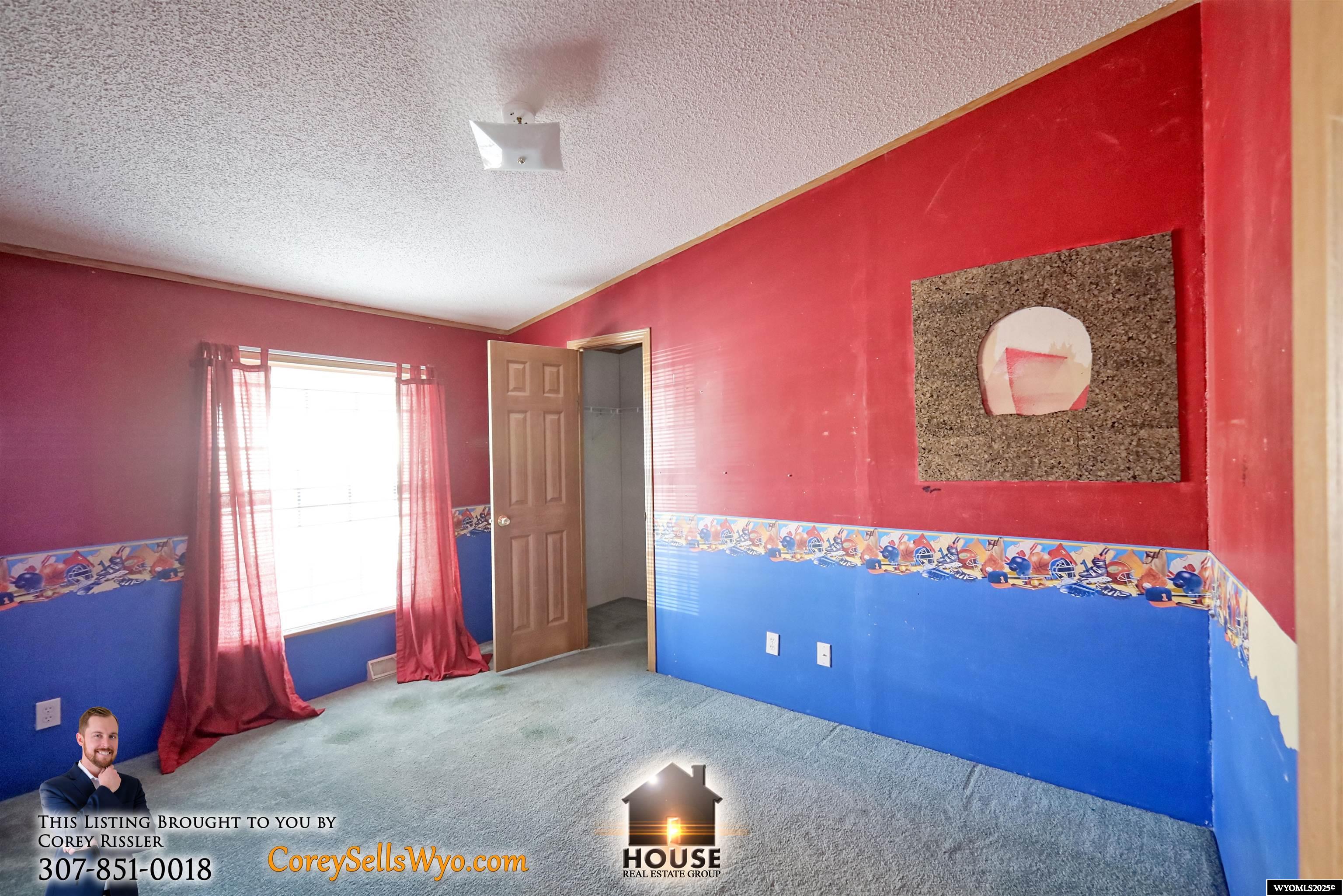 805 Erwin Street Douglas, WY 82633 - Photo 14 of 21