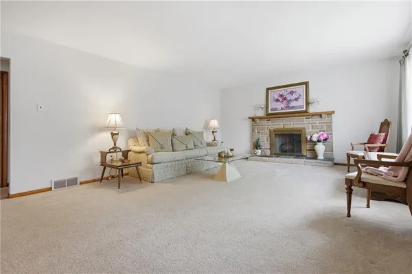 $349,900 | 938 Highway 68, New Brighton, PA 15066