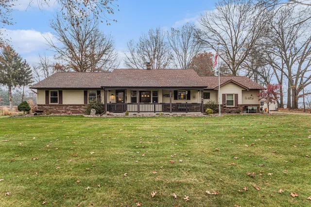 $450,000 | 56229 Woodridge Road, Three Rivers, MI 49093