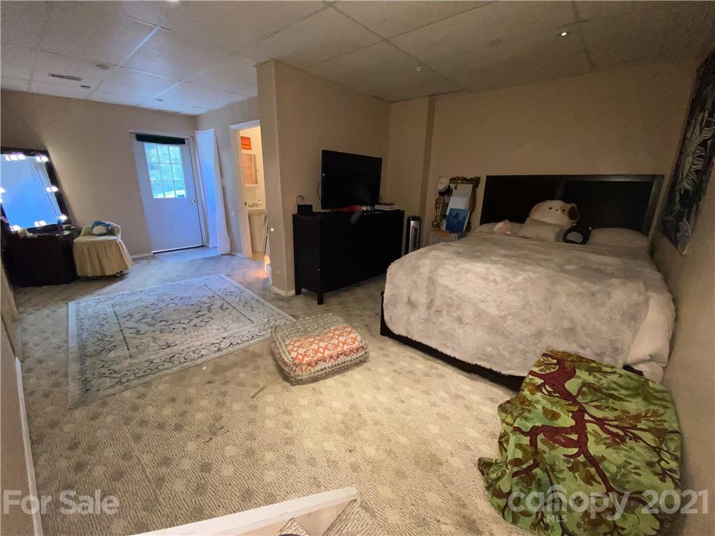 20 Justice Road Marion, NC 28752 - Photo 15 of 19 Gallery Image 15