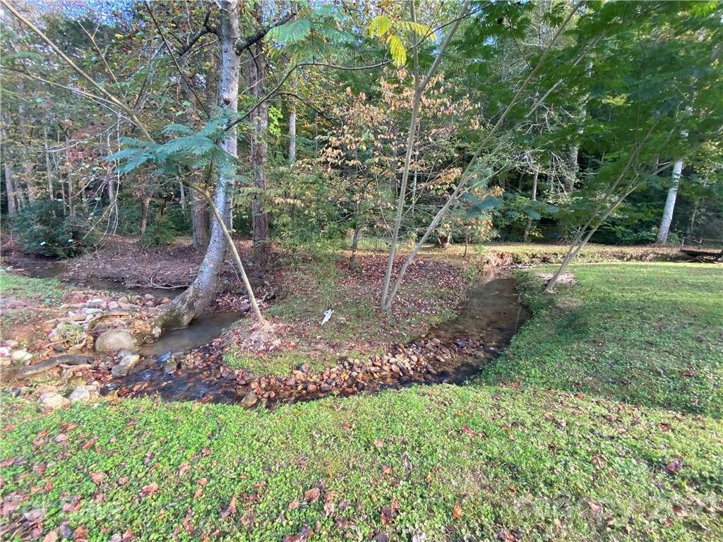 20 Justice Road Marion, NC 28752 - Photo 18 of 19 Gallery Image 18