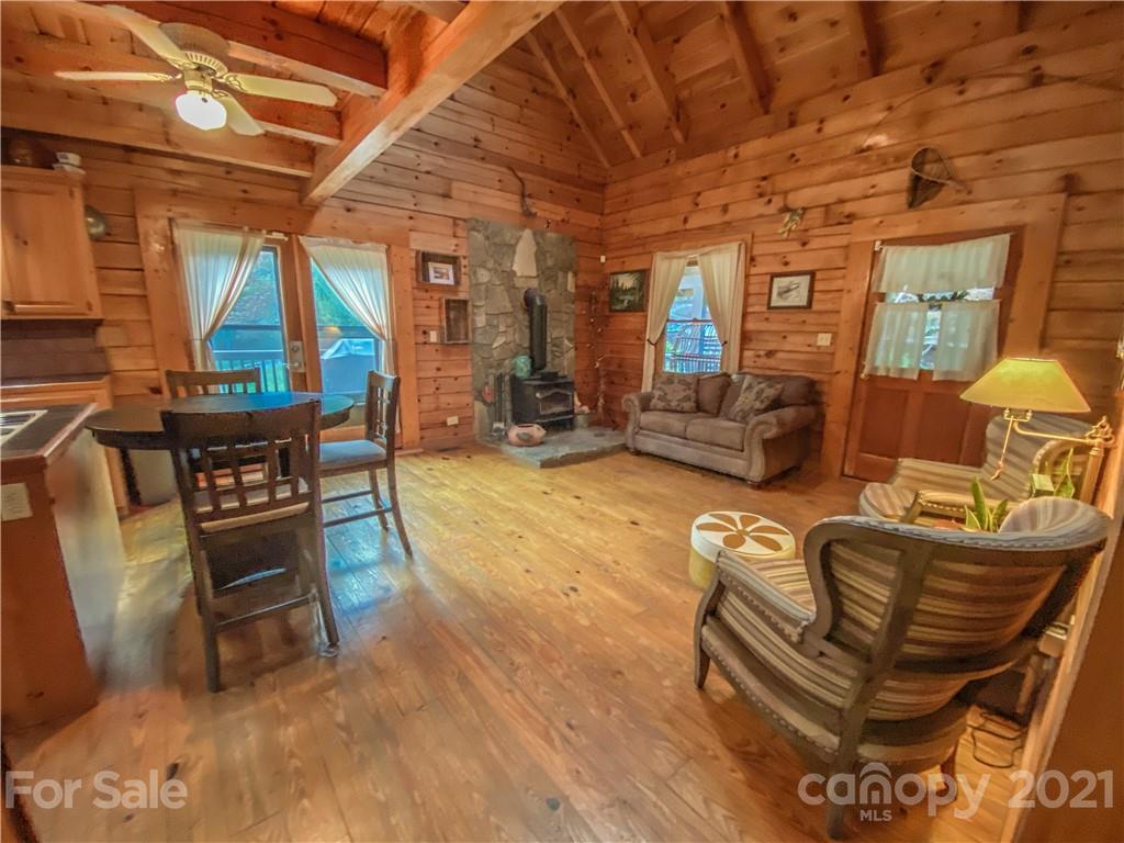 20 Justice Road Marion, NC 28752 - Photo 6 of 19 Gallery Image 6