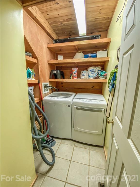 20 Justice Road Marion, NC 28752 - Photo 8 of 19 Gallery Image 8