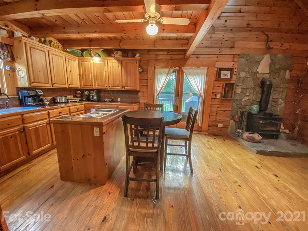 20 Justice Road Marion, NC 28752 - Photo 10 of 19 Gallery Image 10