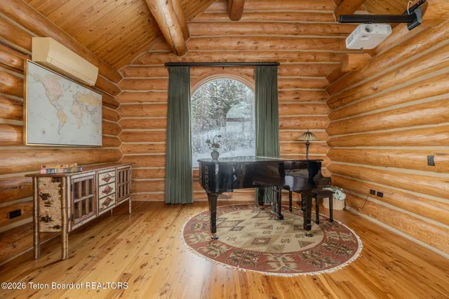 $3,495,000 | 4020 Bronco Road, Wilson, WY 83014