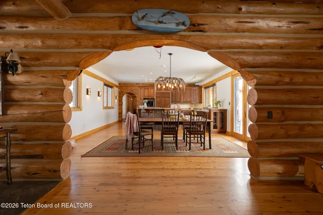 $3,495,000 | 4020 Bronco Road, Wilson, WY 83014