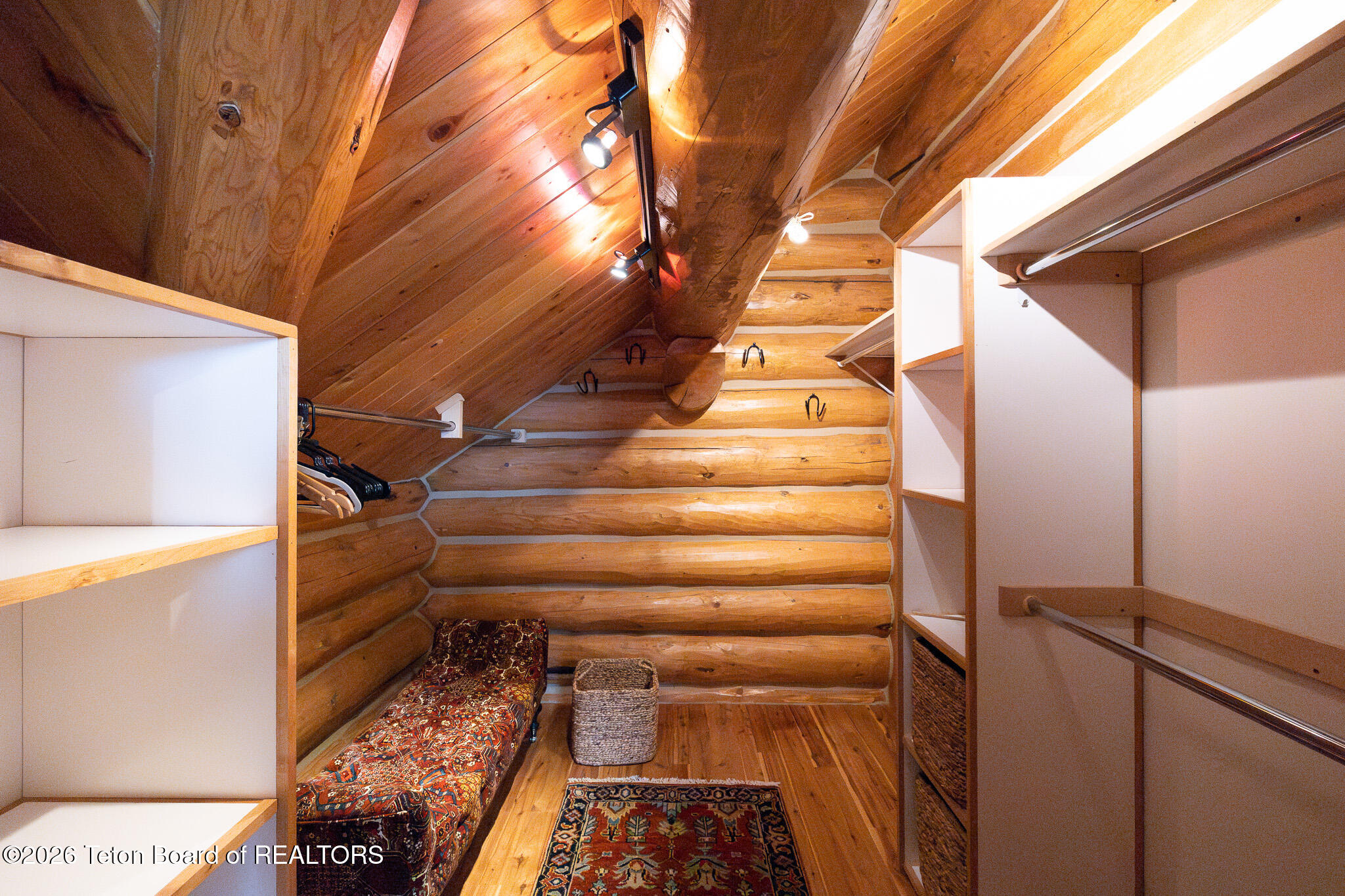 4020 Bronco Road Wilson, WY 83014 - Photo 25 of 39 Primary Closet