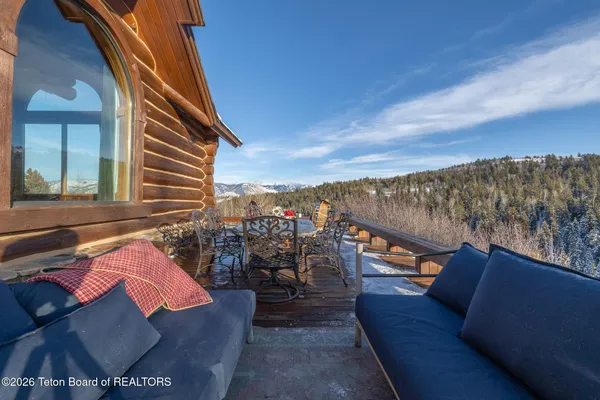 $3,495,000 | 4020 Bronco Road, Wilson, WY 83014