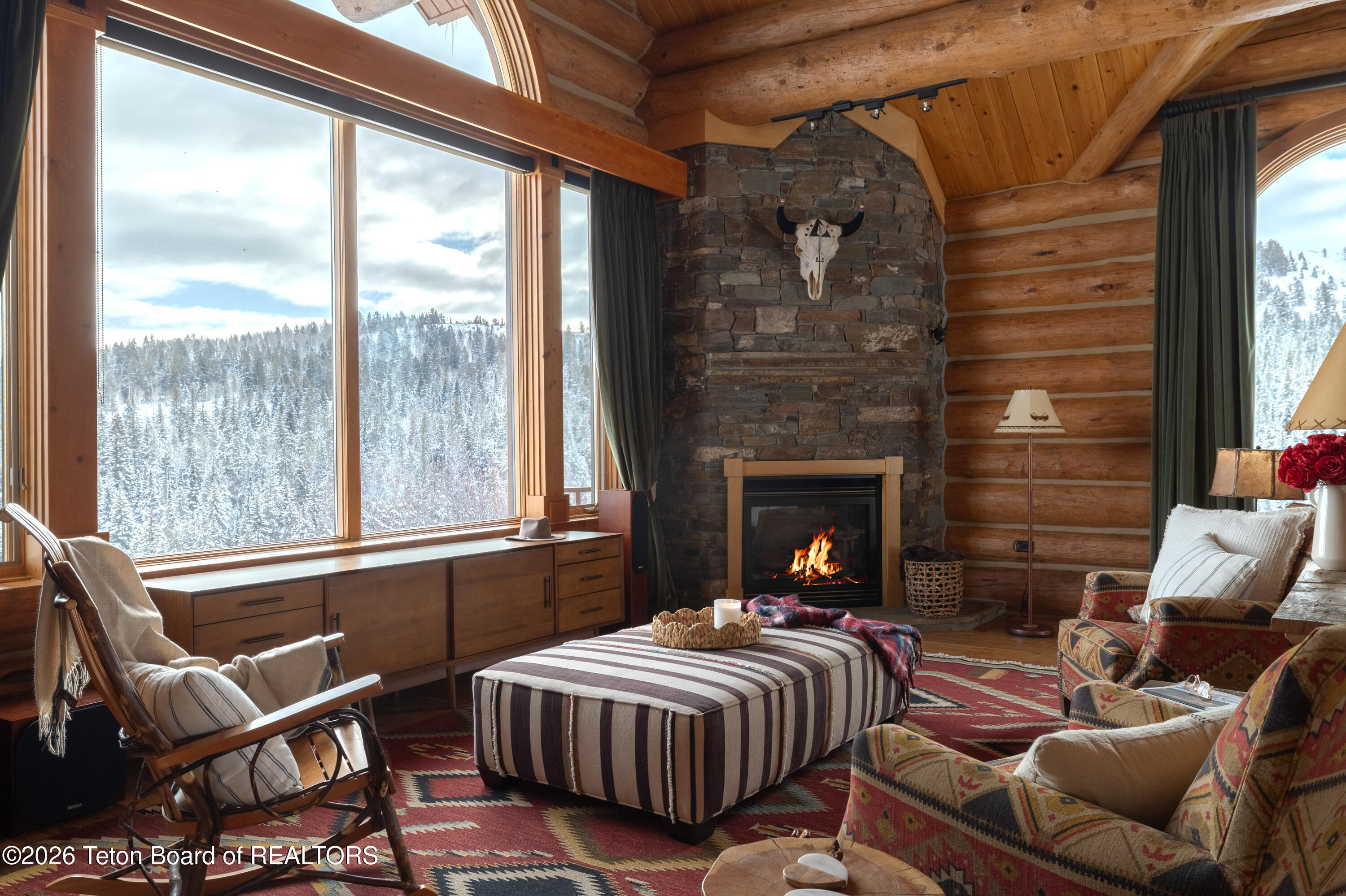 4020 Bronco Road Wilson, WY 83014 - Photo 9 of 39 Living Area