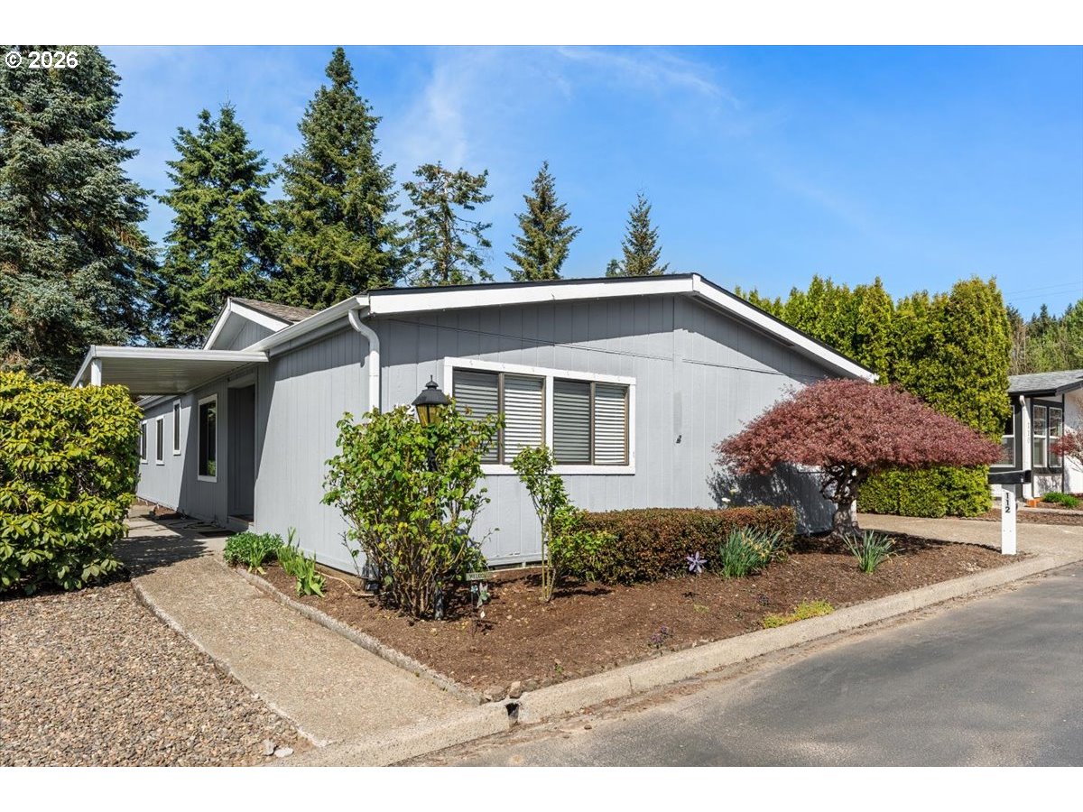 100 Southwest 195th Avenue, Unit 112 Beaverton, OR 97006 - Photo 1 of 43