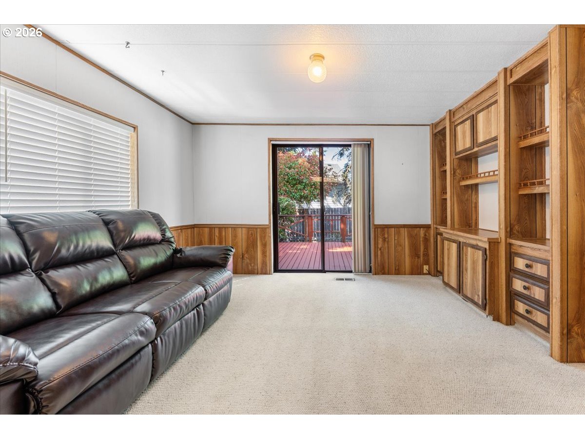 100 Southwest 195th Avenue, Unit 112 Beaverton, OR 97006 - Photo 13 of 43