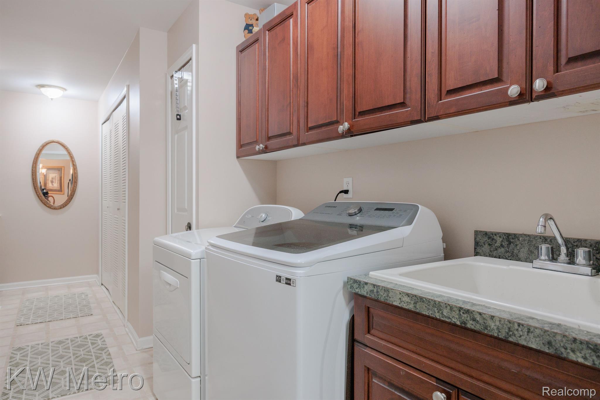 3505 Tremonte Circle Rochester, MI 48306 - Photo 15 of 31 Gallery Image 15
