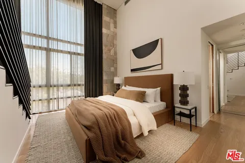 $1,799,000 | 2726 Montana Avenue, Unit E, Santa Monica, CA 90403
