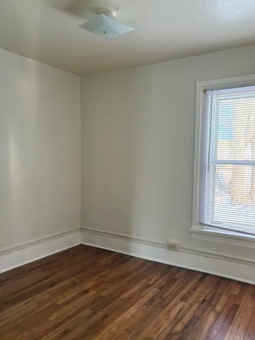 $1,800 | 209 Oak Street, Ypsilanti, MI 48198