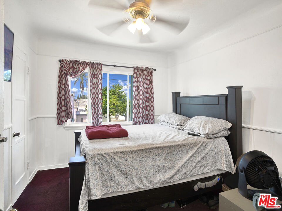 9221 Harvard Boulevard Los Angeles, CA 90047 - Photo 16 of 23