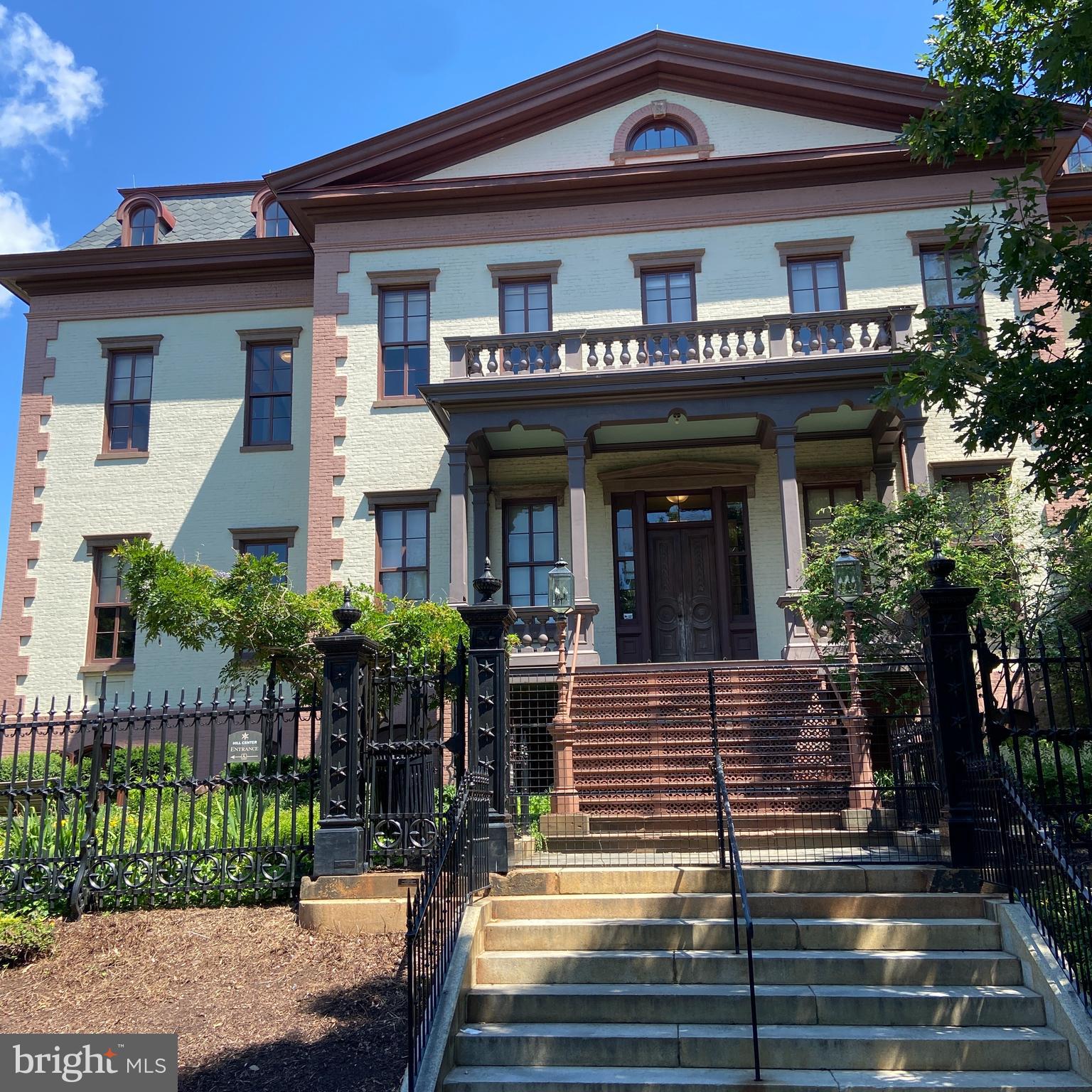 516 9th Street Southeast Washington, DC 20003 - Photo 35 of 35 Hill Center + Little Pearl is 1 block away