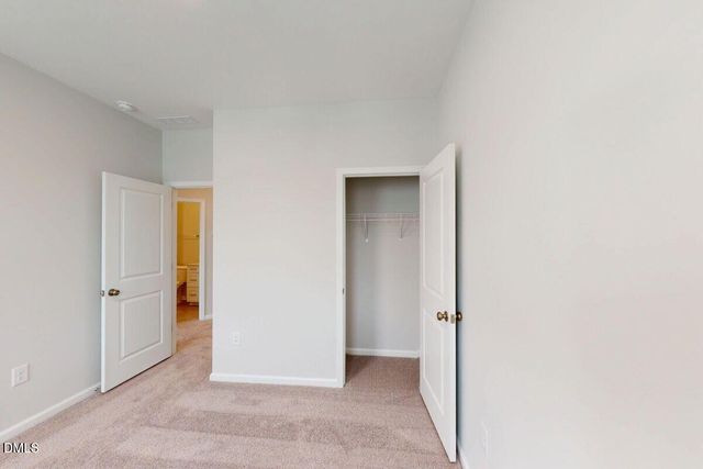 $460,000 | 2710 Hunter Woods Drive, Unit 634, Apex, NC 27502