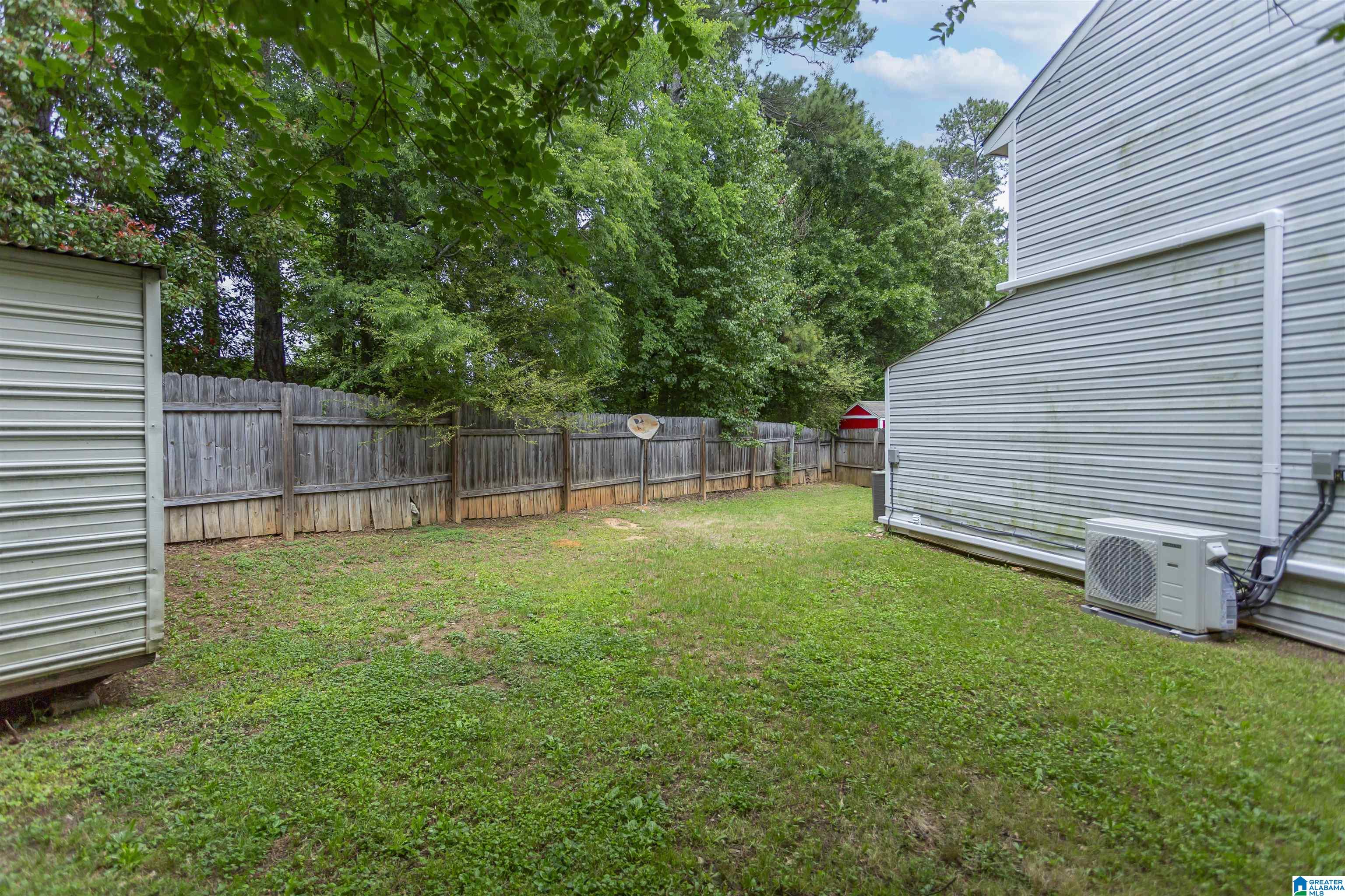1312 Applegate Drive Alabaster, AL 35007 - Photo 8 of 37