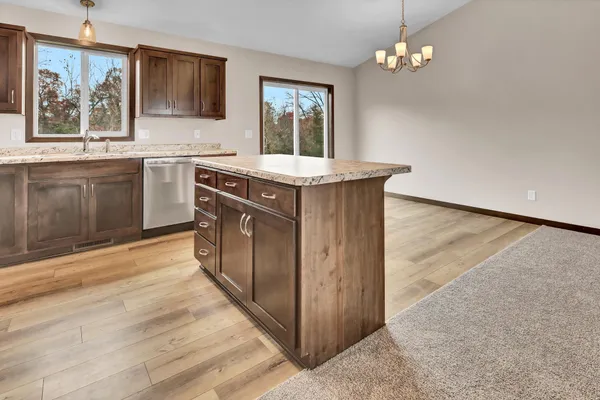 $322,000 | 2566 Topaz Street, St. Augusta, MN 56301