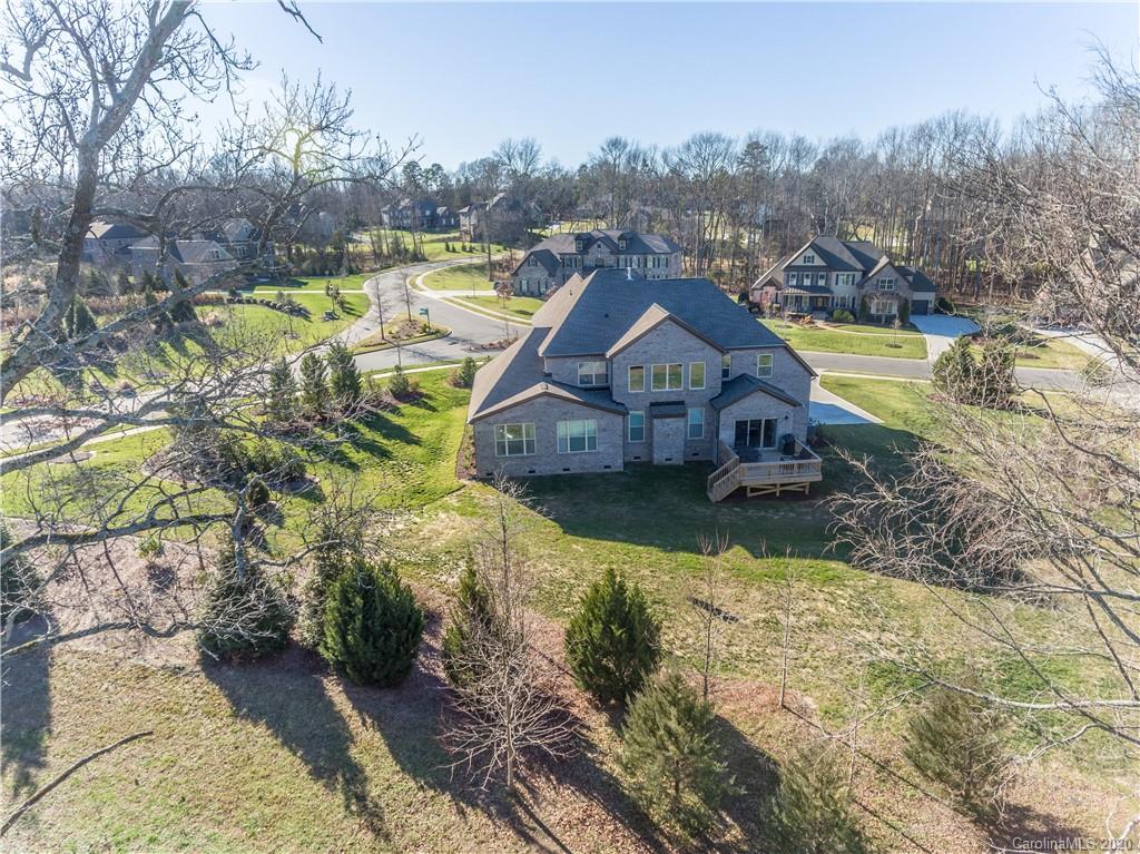2017 Flowering Peach Road Marvin, NC 28173 - Photo 38 of 40 Gallery Image 38