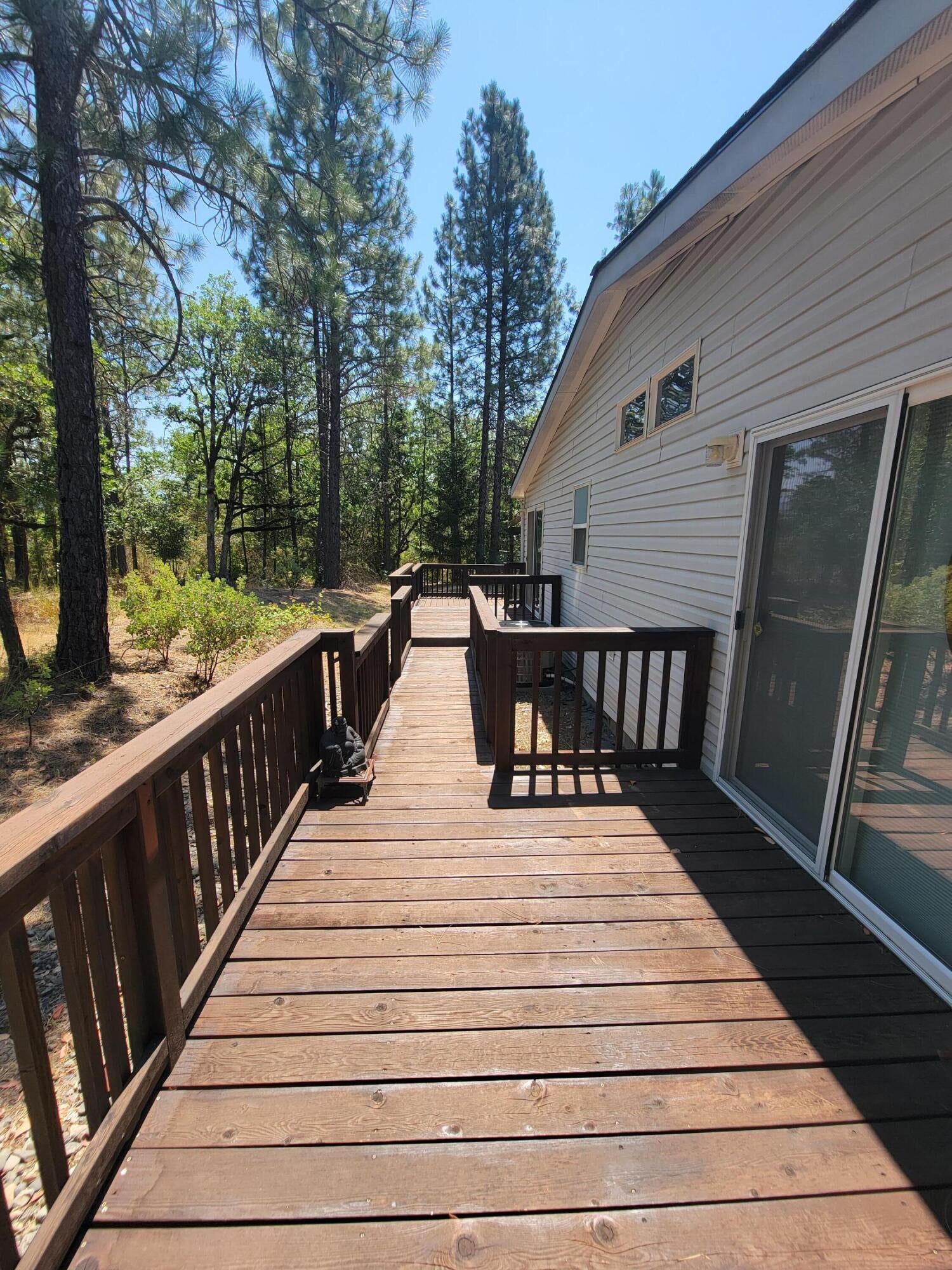 2599 Chapman Creek Road Cave Junction, OR 97523 - Photo 44 of 50 Back deck other angle