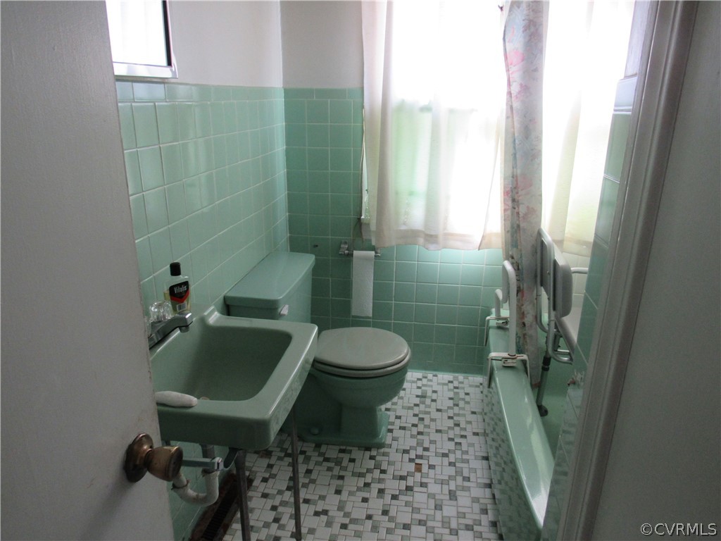 8500 Ruthville Road Providence Forge, VA 23140 - Photo 19 of 22 Gallery Image 19