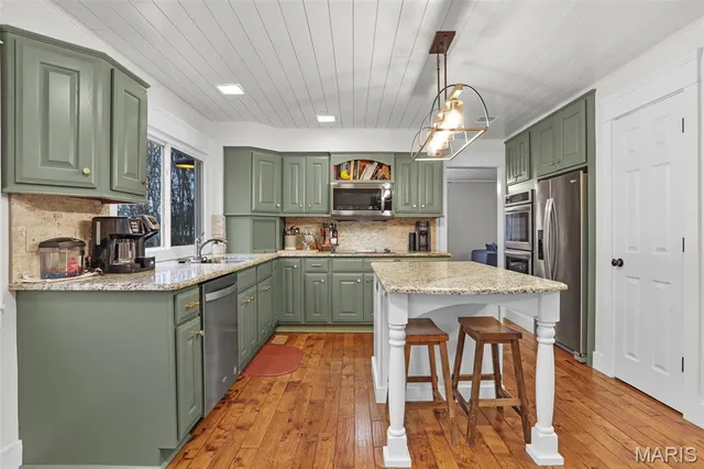 $600,000 | 103 Meadow Lane, Labadie, MO 63055