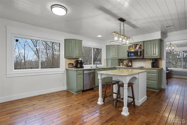 $580,000 | 103 Meadow Lane, Labadie, MO 63055