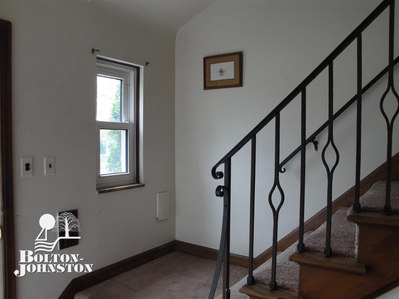 710 Neff Road, Unit 712 NEFF Grosse Pointe, MI 48230 - Photo 2 of 13