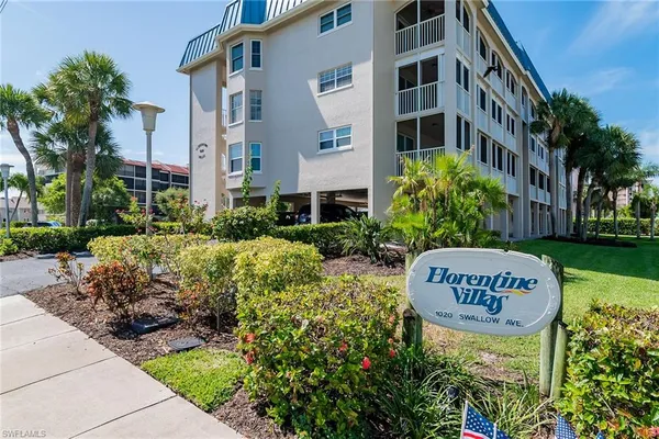 $4,375 | 1020 Swallow Avenue, Unit 302, Marco Island, FL 34145