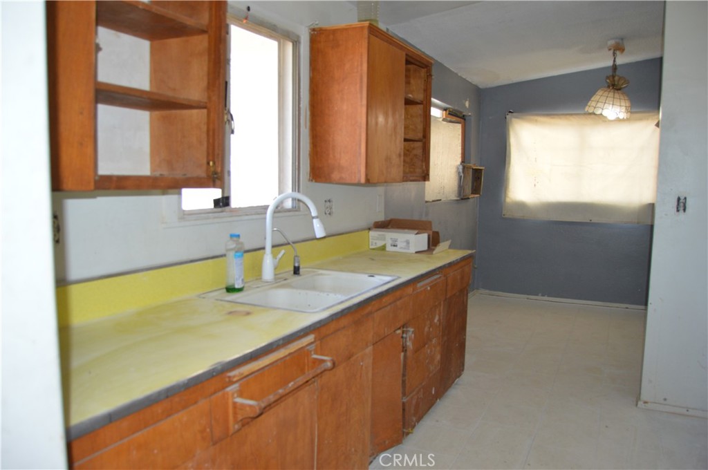 10380 Baker Road Lucerne Valley, CA 92356 - Photo 28 of 69