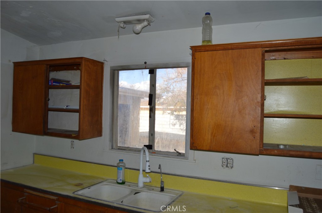 10380 Baker Road Lucerne Valley, CA 92356 - Photo 30 of 69