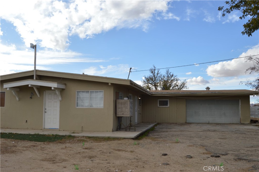 10380 Baker Road Lucerne Valley, CA 92356 - Photo 4 of 69