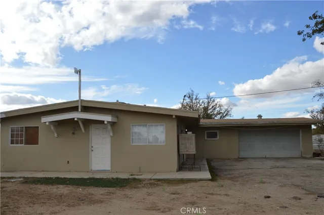 $279,000 | 10380 Baker Road, Lucerne Valley, CA 92356