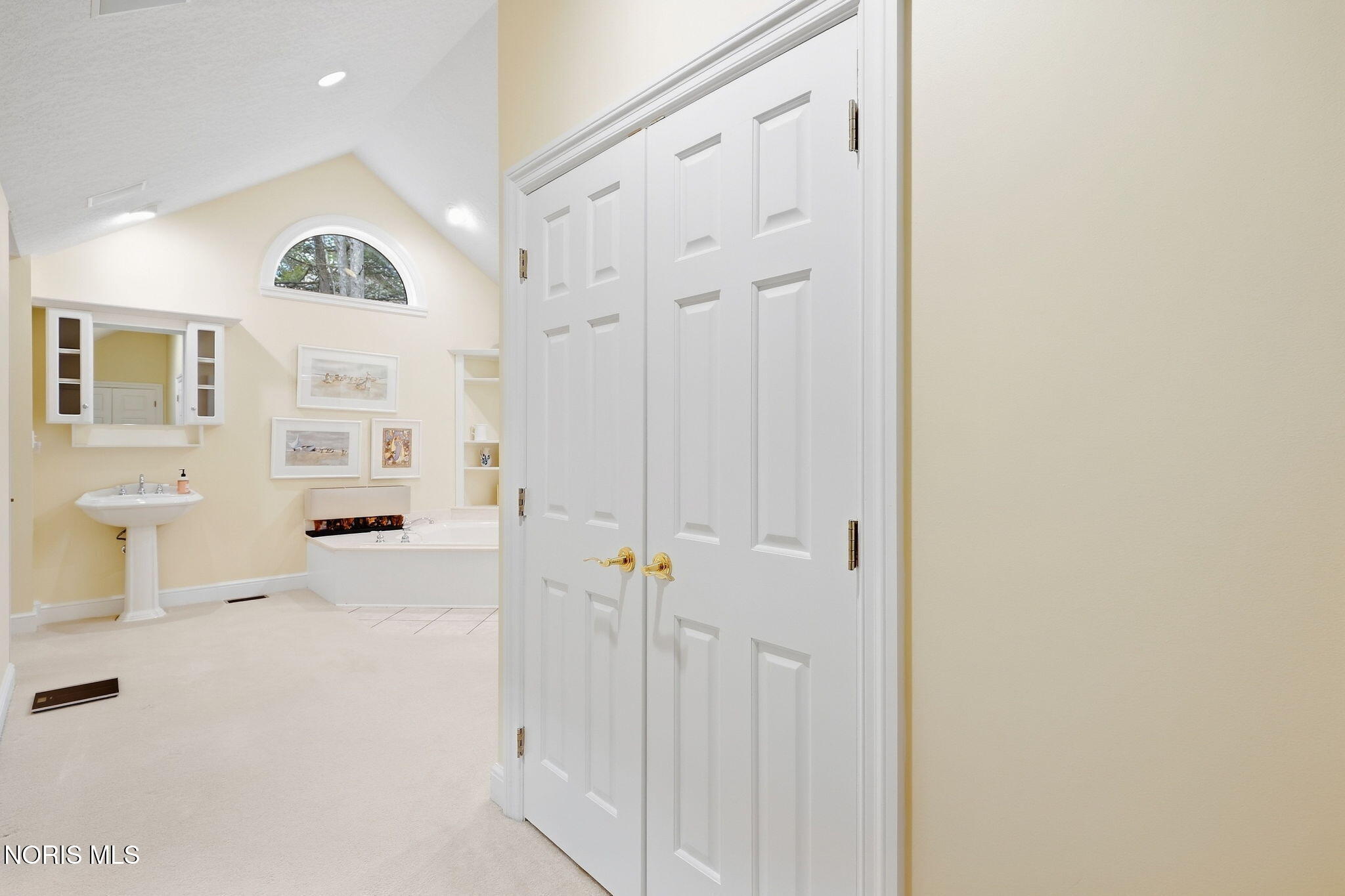 5 Hunters Gate Findlay, OH 45840 - Photo 17 of 76 Gallery Image 17