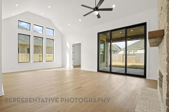 $525,000 | 2240 Emerald Drive, Waxahachie, TX 75167