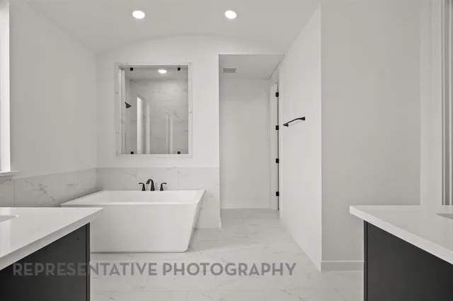 $525,000 | 2240 Emerald Drive, Waxahachie, TX 75167