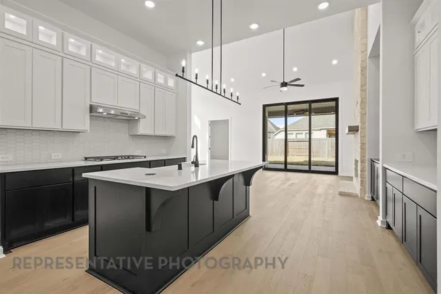 $525,000 | 2240 Emerald Drive, Waxahachie, TX 75167