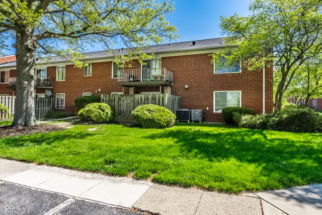 $125,000 | 6503 Park Central Way, Unit B, Indianapolis, IN 46260