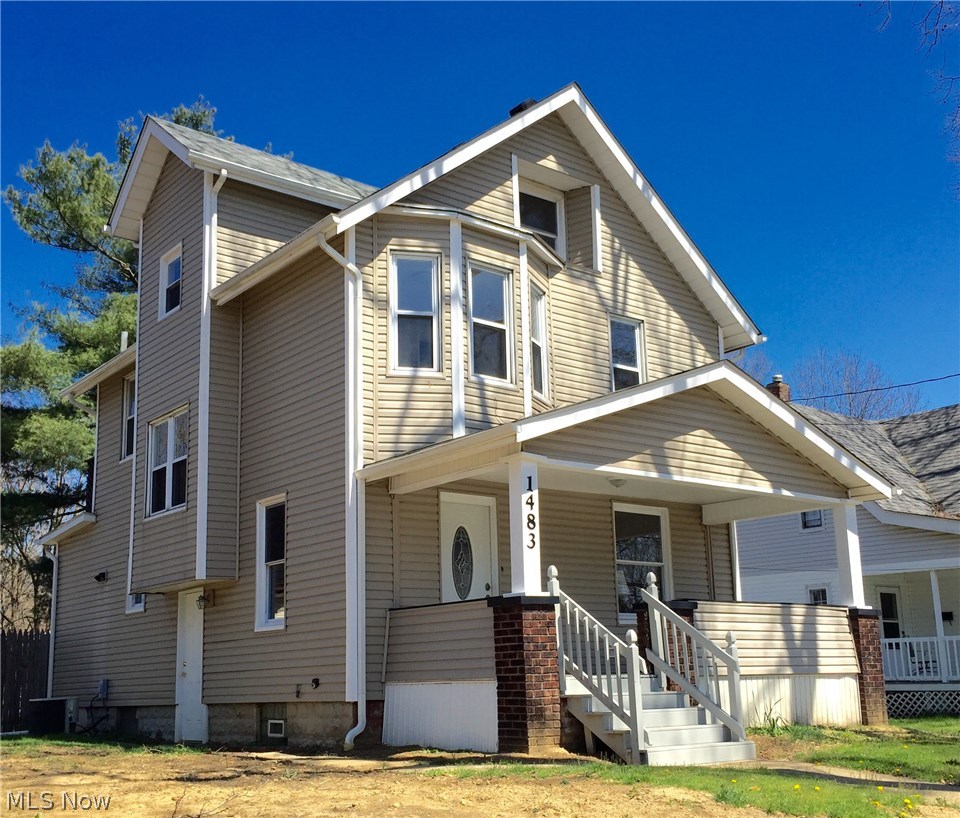 1483 Hampton Road Akron, OH 44305 - Photo 1 of 19