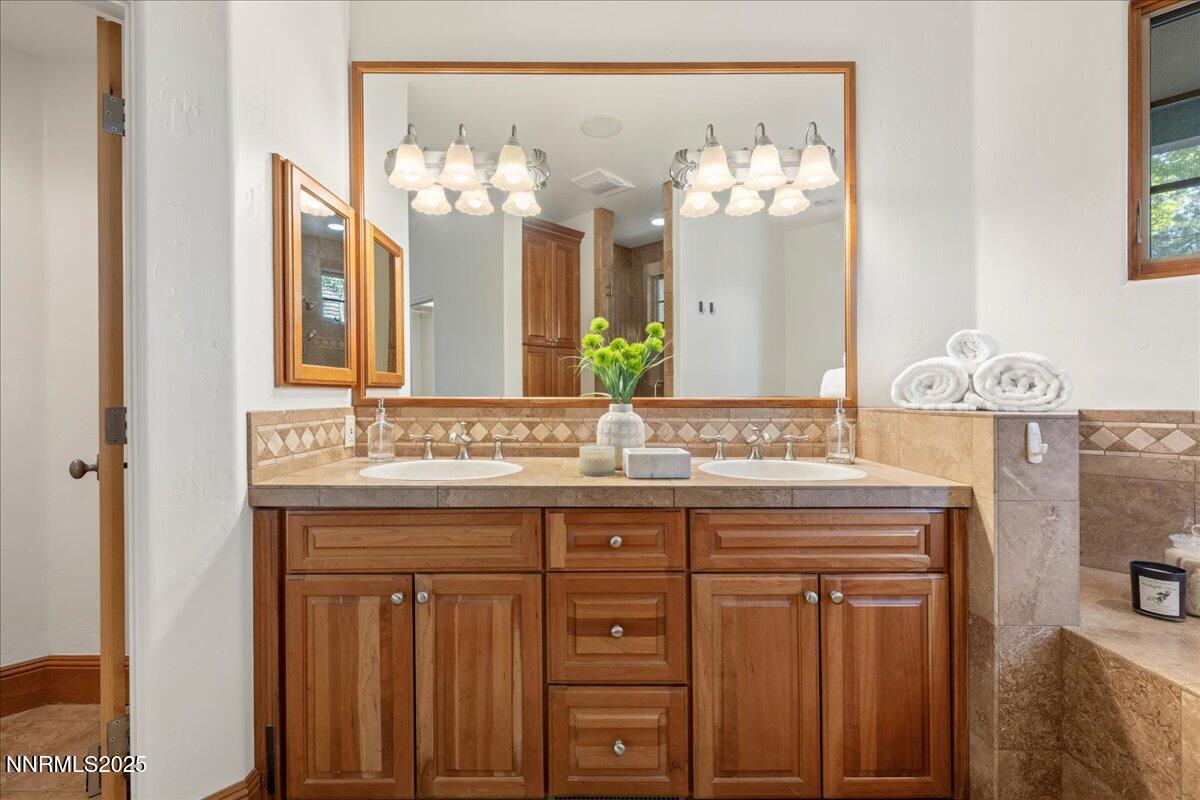6365 Wetzel Court Reno, NV 89511 - Photo 24 of 45 24-DSC_9943