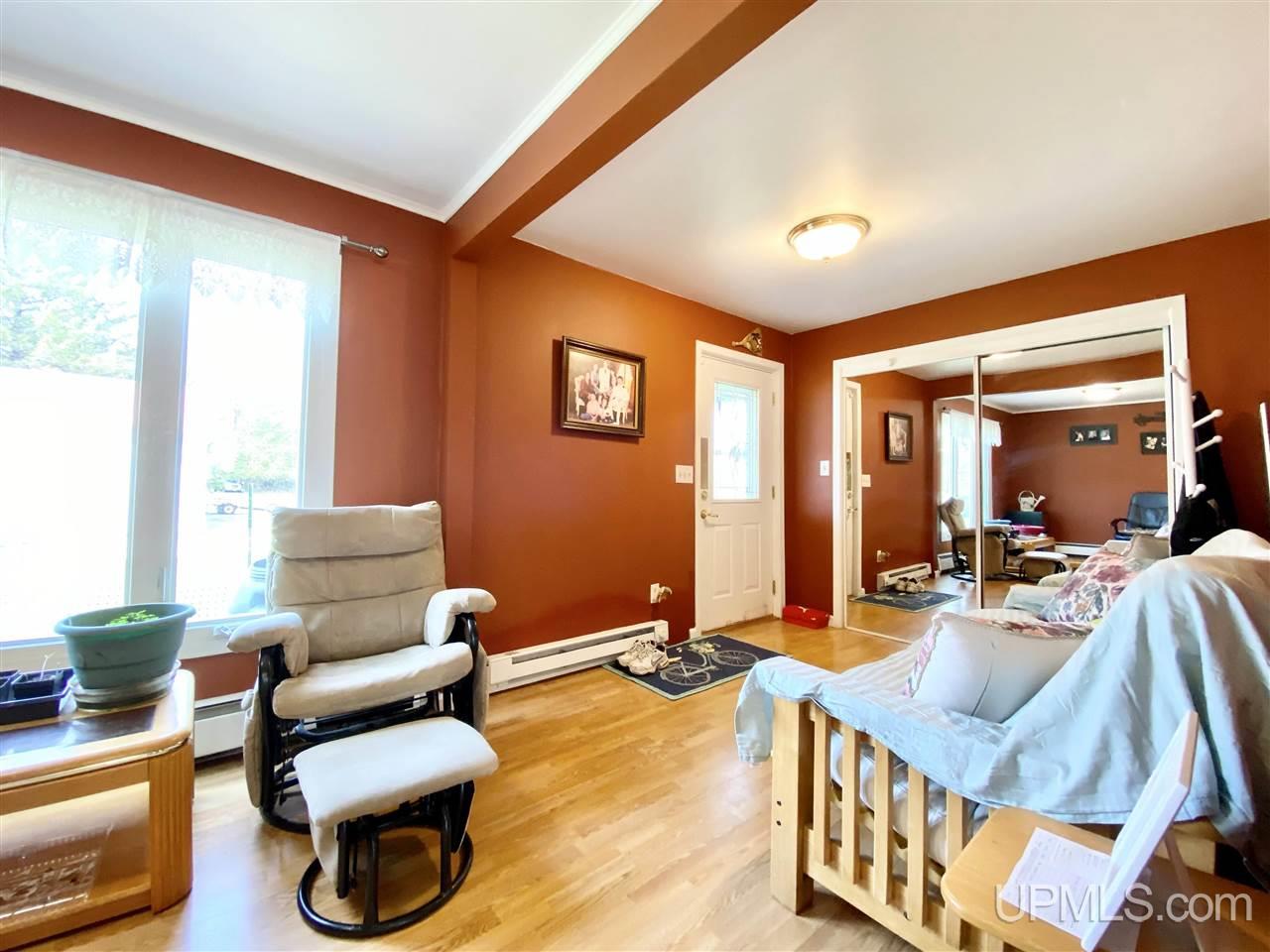 9812 South 75 Road Rapid River, MI 49878 - Photo 7 of 51