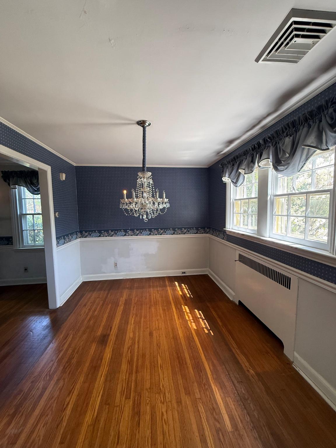 111 South Norwinden Drive Springfield, PA 19064 - Photo 3 of 13 Dining room with hardwood and natural light