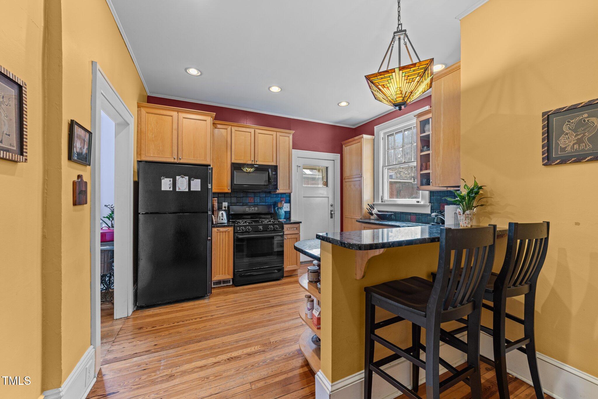 417 Elm Street Raleigh, NC 27604 - Photo 18 of 54 18-web-or-mls-3D5A7562